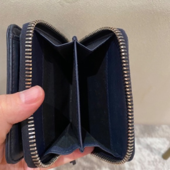 Authentic Balenciaga Wallet - Picture 4 of 8